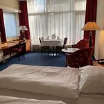 Hotel Nol In 't Bosch Wageningue