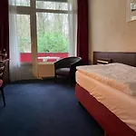 Nol In 't Bosch Hotel 4*