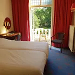 Nol In 't Bosch Hotel