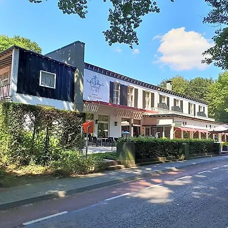 Nol In 't Bosch Hotel 4*
