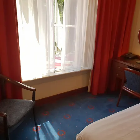 Nol In 't Bosch Hotel 4*