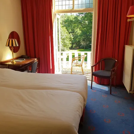 Nol In 't Bosch Hotel