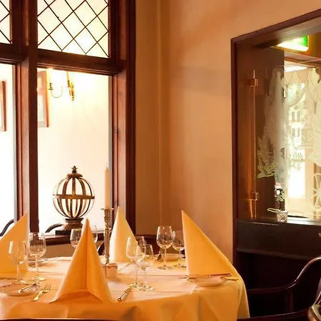 놀 인 엇보스 4*