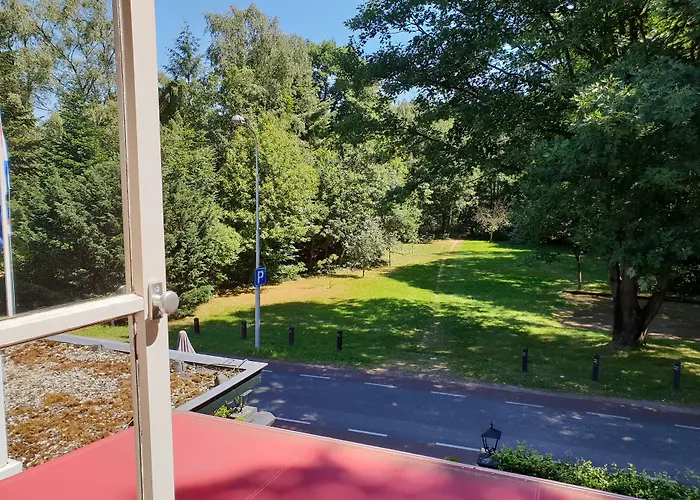 Nol In 't Bosch Hotel