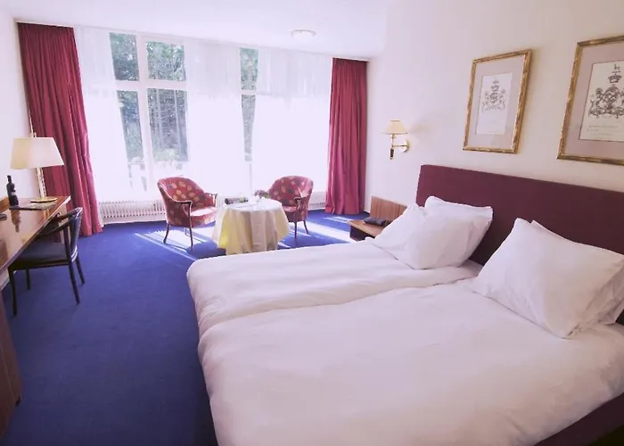 Nol In 't Bosch Hotel