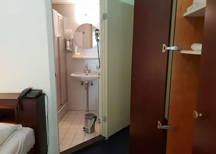 Nol In 't Bosch Hotel 4*