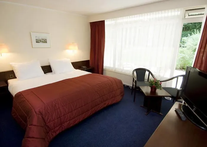 Nol In 't Bosch Hotel 4*